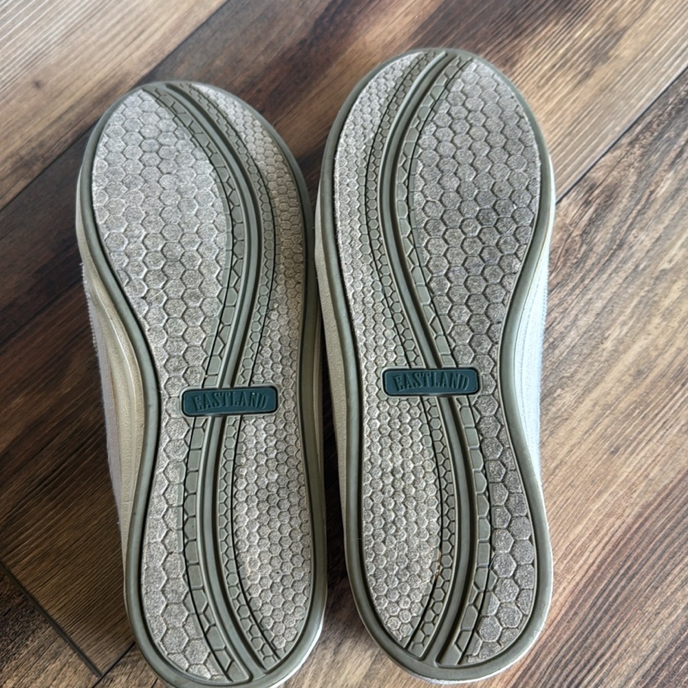 Eastland Women's “Skip” Slip-On, Tan/White Stripe Canvas Boat Shoes, Size 8 - Picture 5 of 6